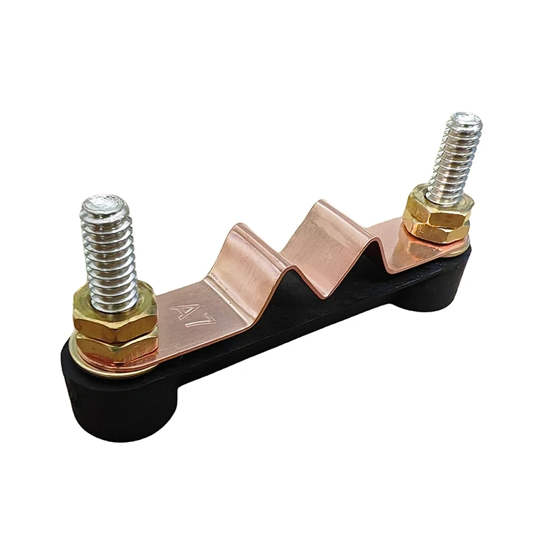 Bay-O-Net fuse isolation link