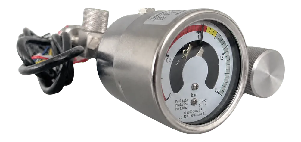SF6 gas density monitor for GIS and RMU gas compartments